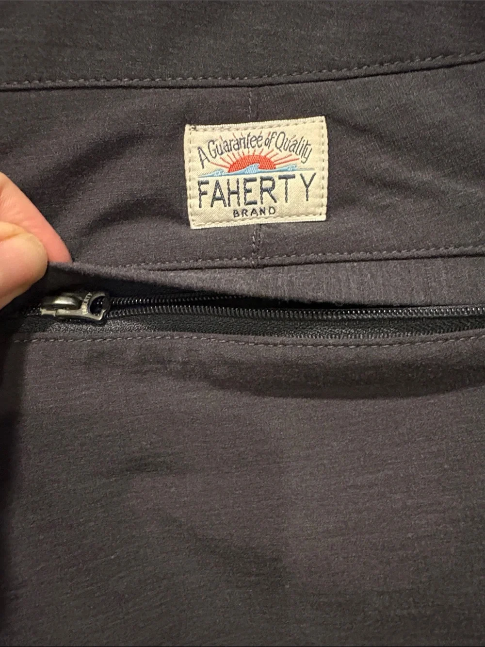 Faherty - All Day Belt Loop Shorts. 9 inch inseam. Dark Gray. Size 38. MSC0012